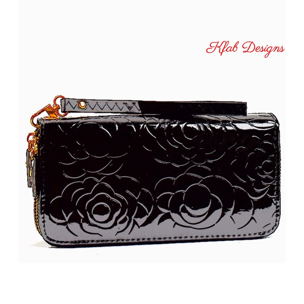❤️LAST 1! Elegant Textured Floral Wallet! - Picture 2 of 5